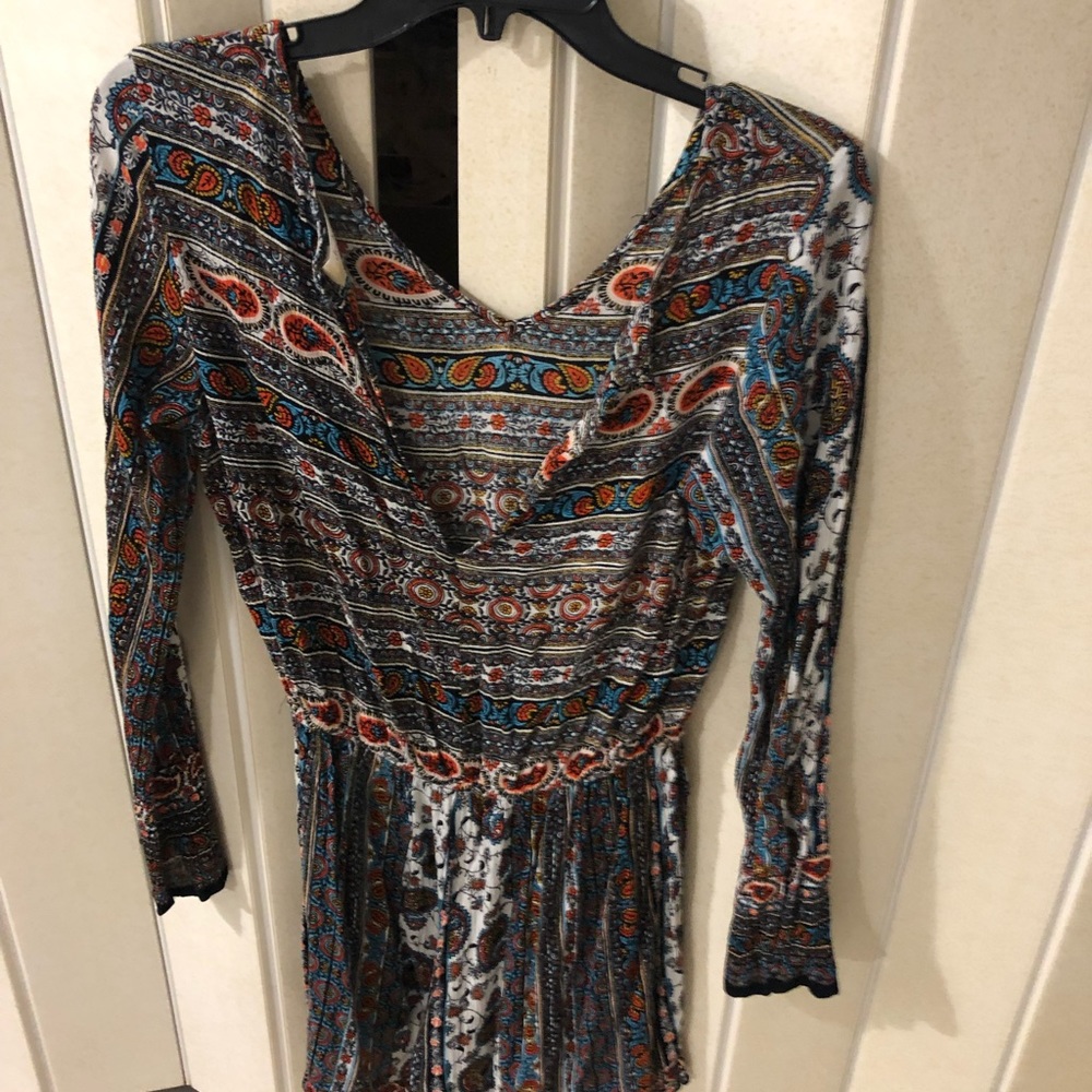 Romper - Picture 2 of 2